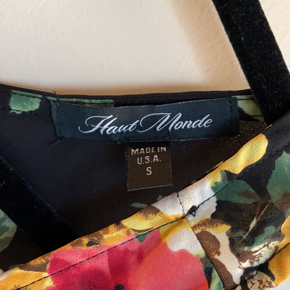 Flowy floral tank top - Picture 3 of 3